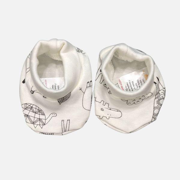 Safari Baby Bib, Cap, Mittens and Booties Set