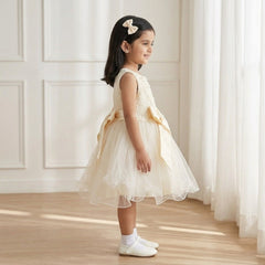 Champagne Elegant Knee Length Bow Princess Dress